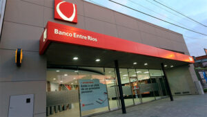 Más de 5.500 pedidos por el Plan de Alivio Financiero
